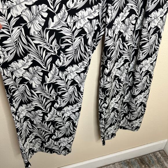 Adrienne Vittadini Black White Floral Print Wide Leg Pull On Pant Large - Picture 4 of 12
